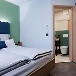 فندق Reos Isny ايسني ام الغو
